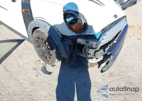 2015 Mini Hardtop Cooper from USA, damaged, VIN WMWXS5C54FT833589